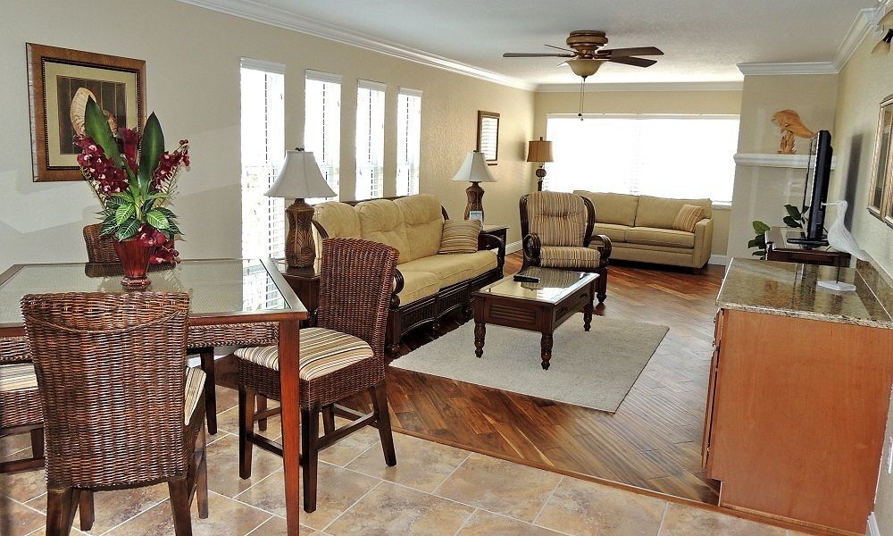 Westwinds Waterfront Resort St. Pete Beach Esterno foto